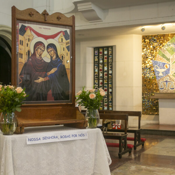 Missa e Visita do Ícone de Nossa Senhora