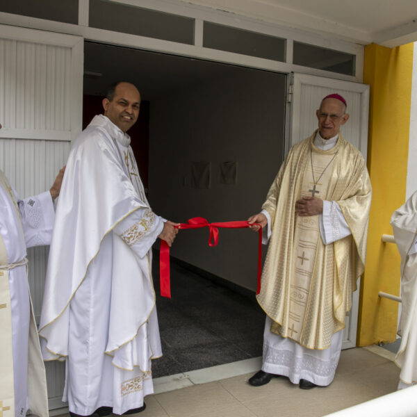 Inauguração do Centro Paroquial, Missa de Cristo Rei e Crisma
